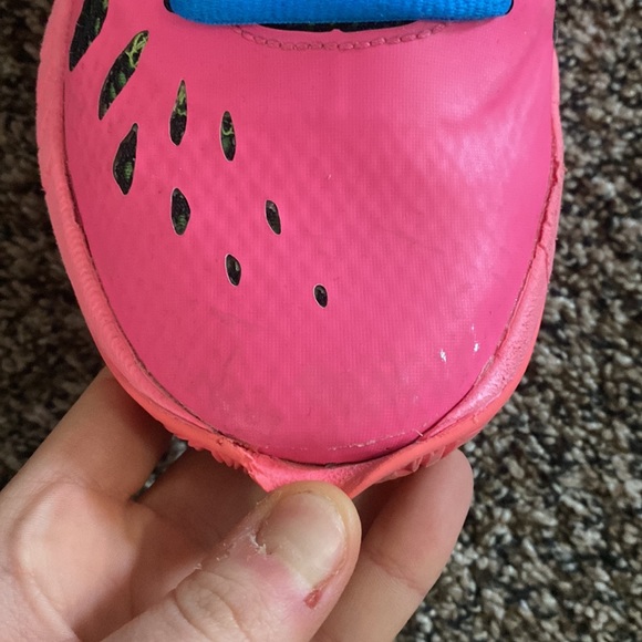 UA Hovr Havoc 3 Basketball Shoes - Picture 2 of 5